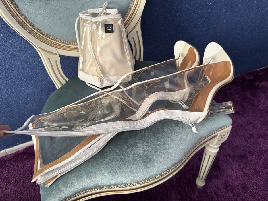 Продам брендовые вещи сапоги гельевые в комплекие сумочка