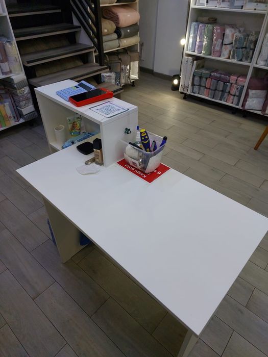 Стол для учёбы для работы