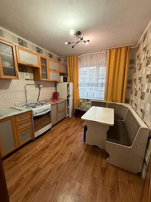 Сдам 4х комн на длительный срок