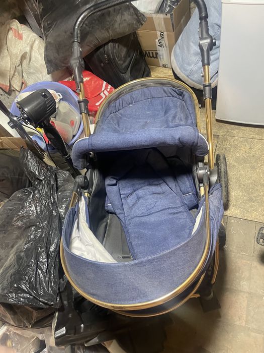 Детская коляска в хорошем состоянии