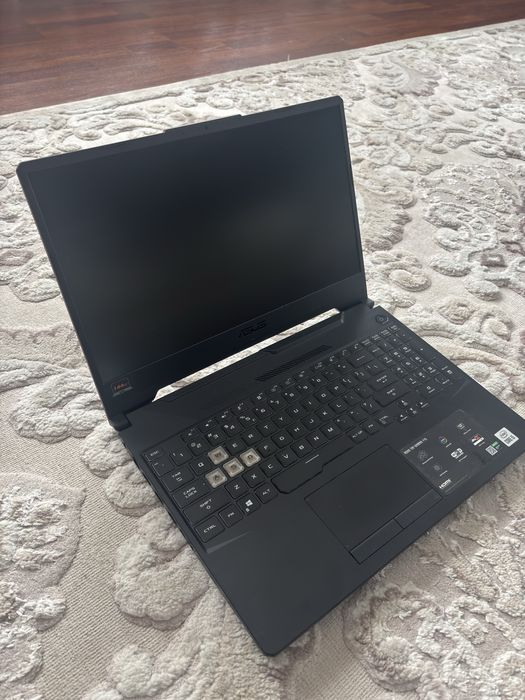 Laptop Gaming ASUS TUF F15 –  /Procesor i5 10300H, 2,5GHz/ 16 GB de Memorie RAM / SSD de 512 GB / GTX 1650 – Stare excelentă! + Stand racitor CADOU