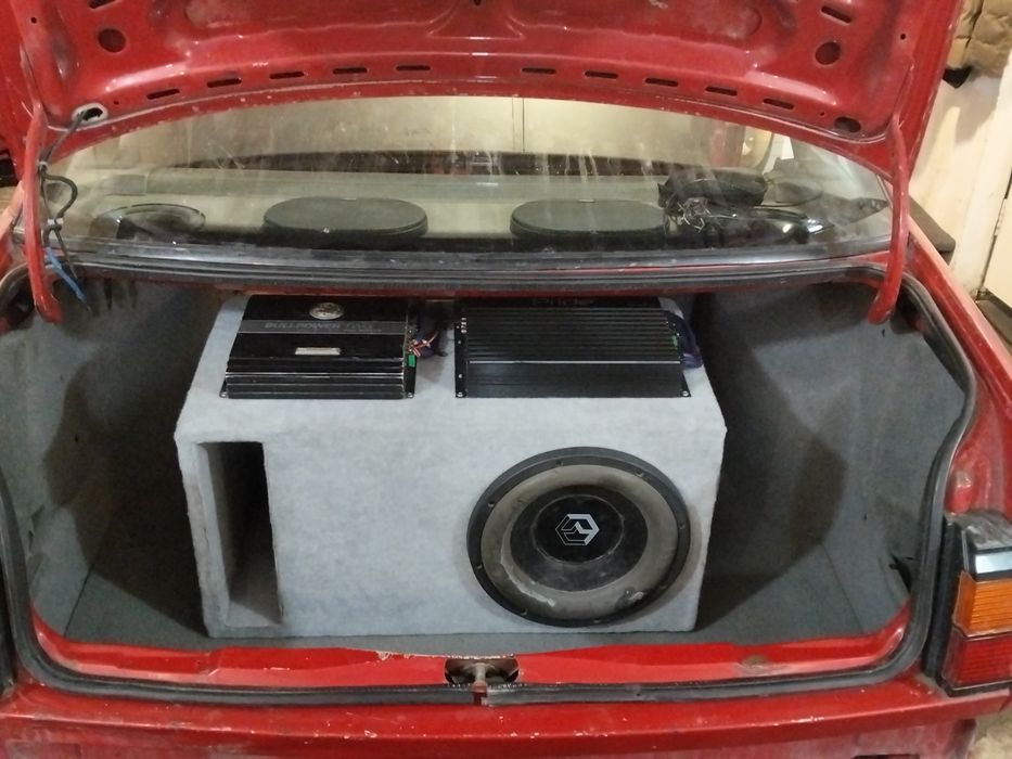 Сабвуфер продам и колонки