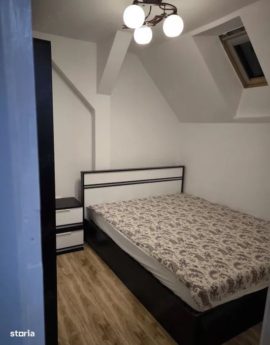 Apartament 3 camere zona Vasile Aron