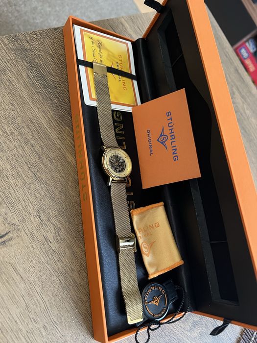 Дамски часовник STUHRLING