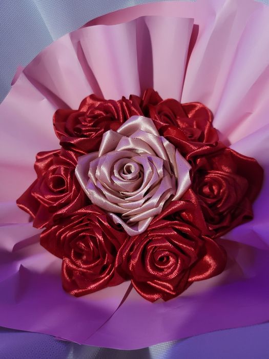 Букет  из атластных  лент