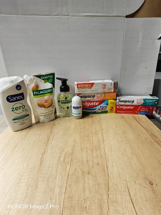 Cafea boabe,gel de dush,Deodorant Roll-On,pasta de dinți