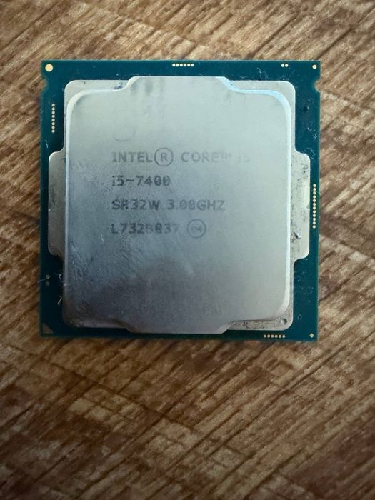 Продам процессор Intel Core i5-7400 (LGA1151)
