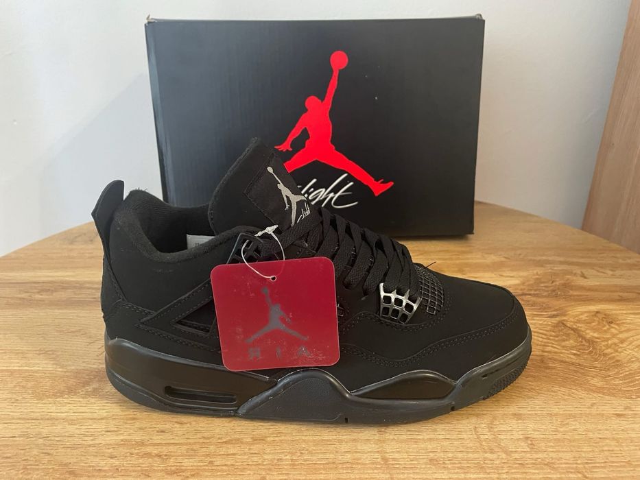 NIKE Air Jordan 4 Black Cat nr 42 - 44
