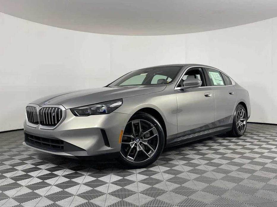 BMW i5 50L nasiya savdo