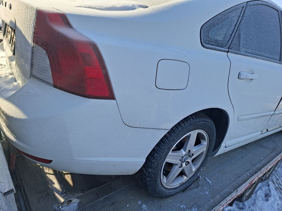 Dezmembrez Volvo S40 2009