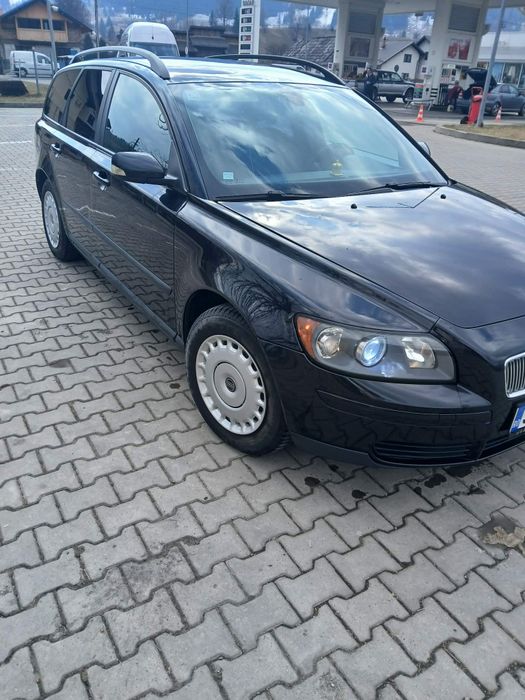 Vand mașina volvo