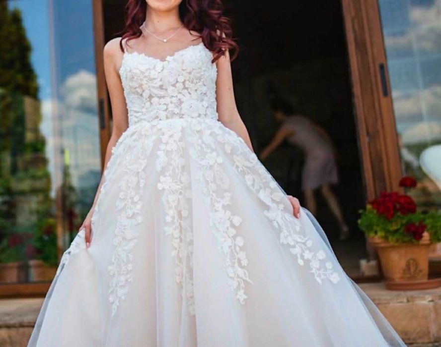 Предлагам булченска рокля