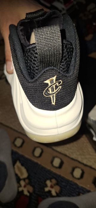 Adidasi Nike air