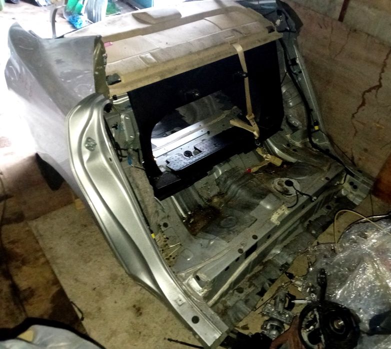 Задняя часть Toyota Camry 55