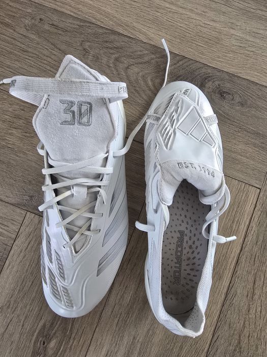 Ghete fotbal Adidas Predator profesionale