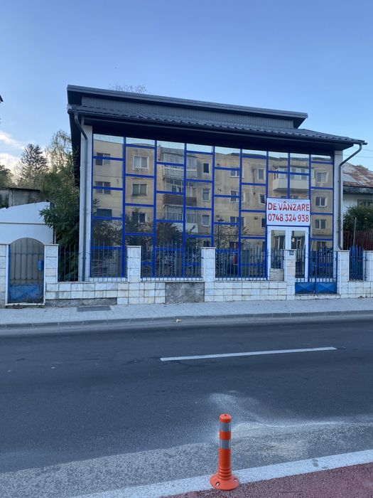 Vand /inchiriez spatiu comercial