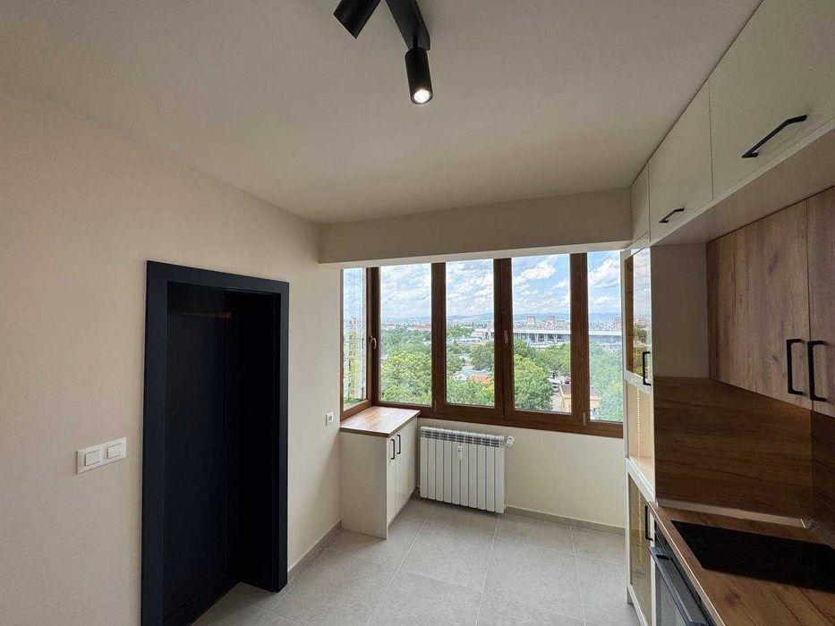 Продава се Двустаен апартамент в София, Център - 60 кв.м за 4000 €/кв.м - Снимка #4