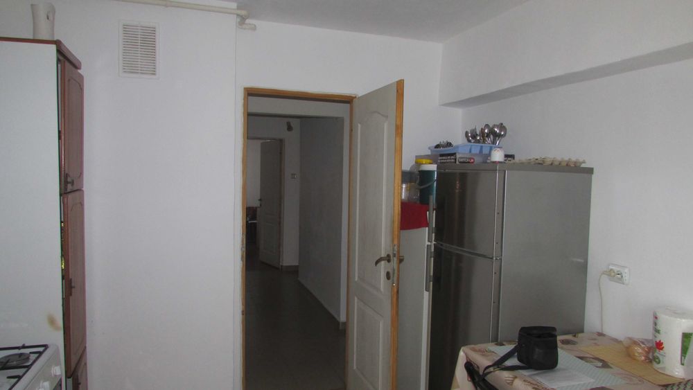 Apartament cu 3 camere decomandat-2 bai-Bd.Decebal Deva