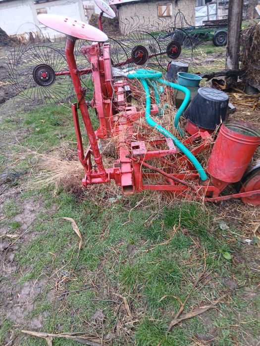 Semanatoare de porumb