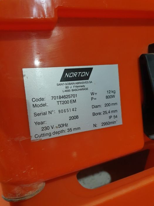 Mașină de tăiat gresie și faianță