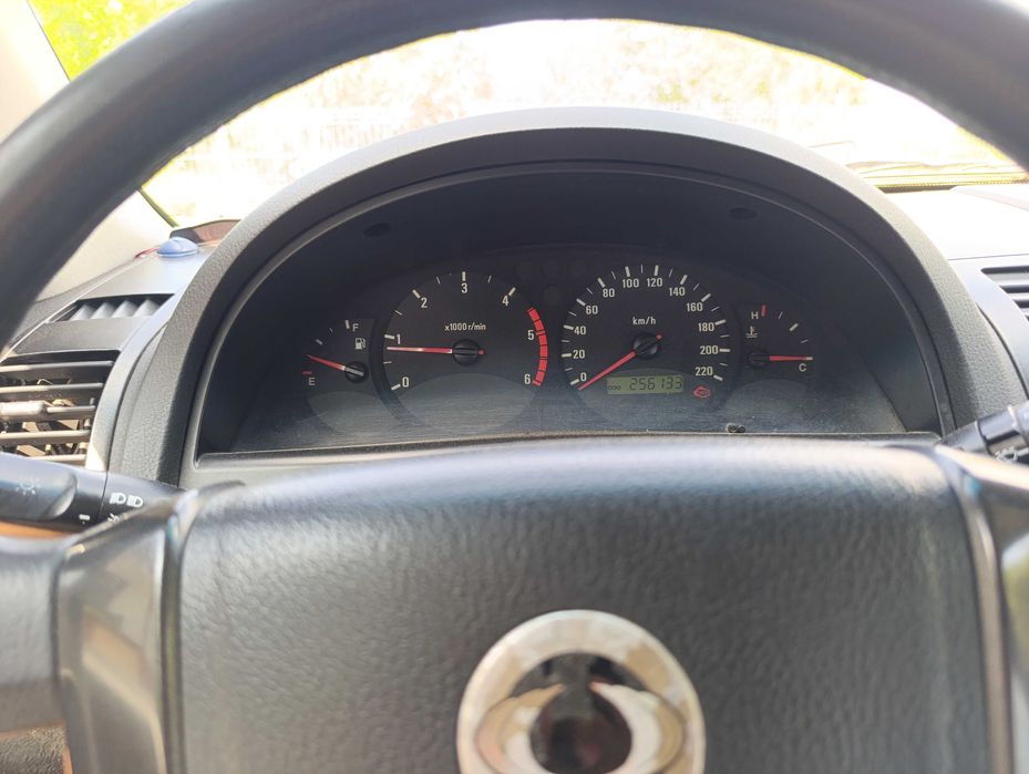 Ssangyong Rexton 2,7 xdi autoutilitara N1