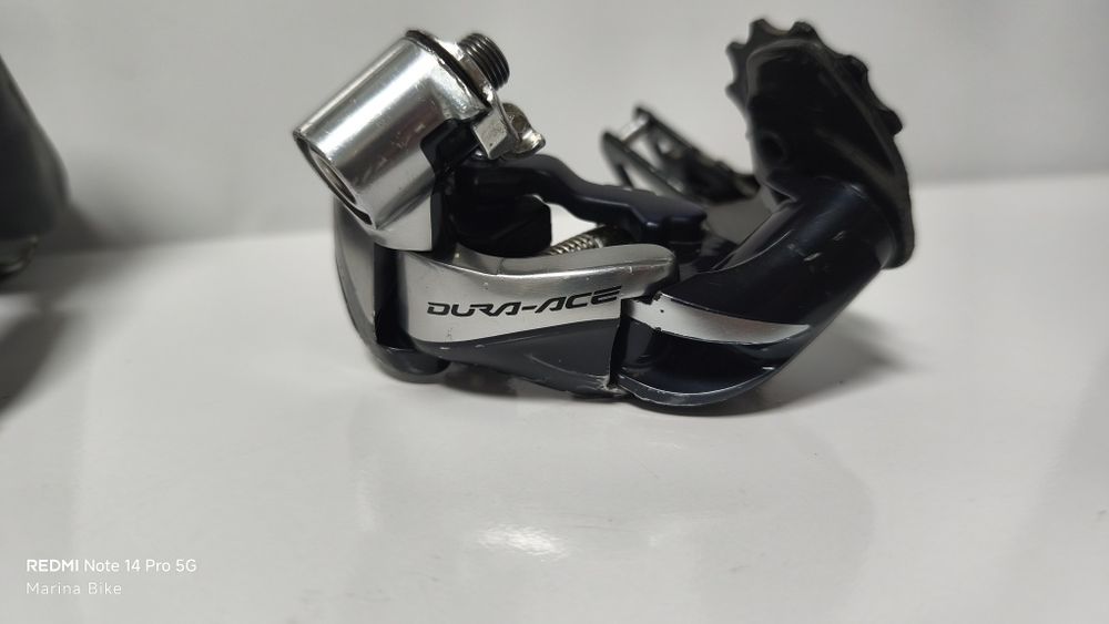 Електронна шосейна група Shimano Dura-Ace R9070 Di2 D-Fly Rim