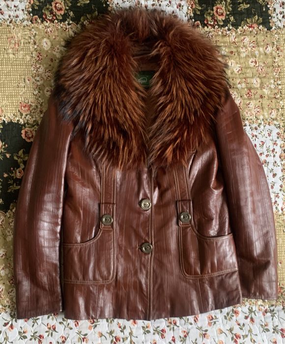 Продам кожаную куртку