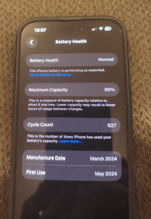 Продавам iPhone 15 pro