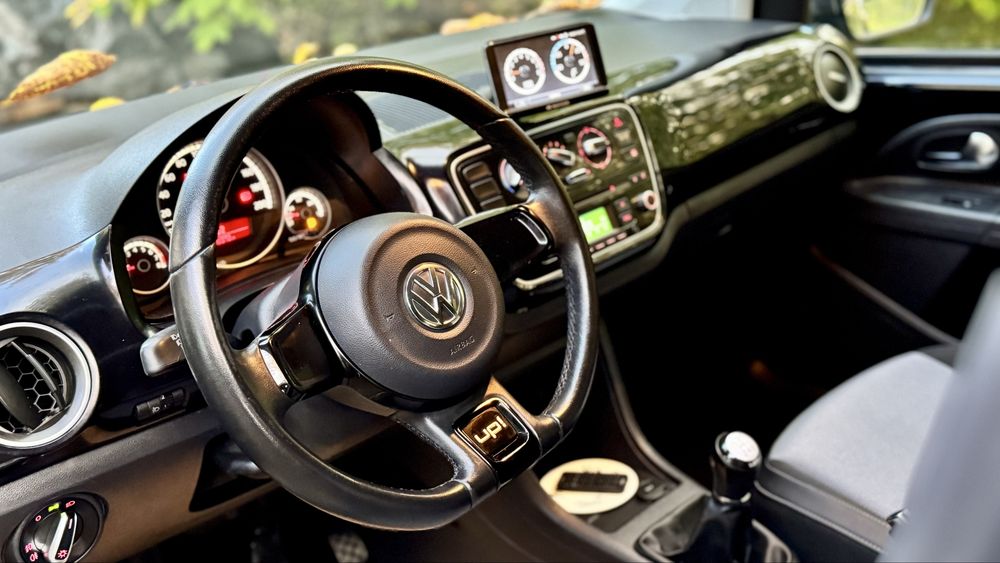 VOLKSWAGEN Up 2013 — imagine 2