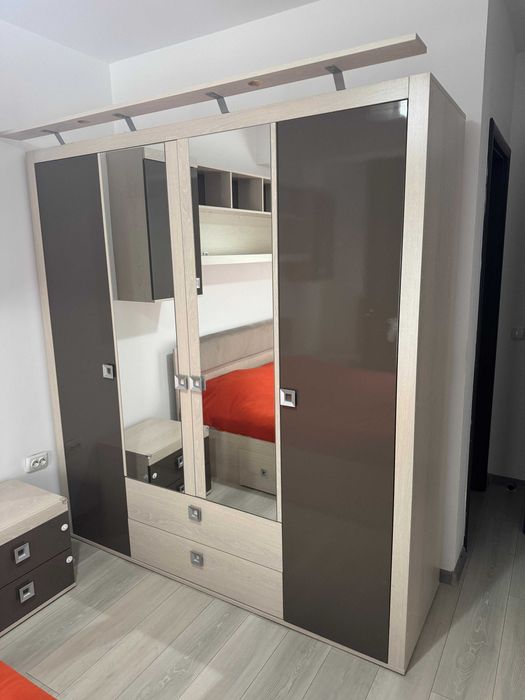 Mobilier dormitor Lems Domino Havana cu șifonier cu 4 uși