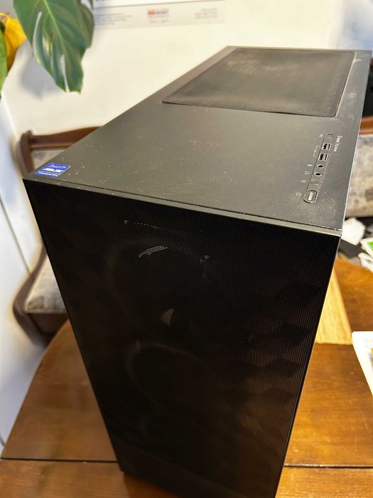 Геймърски/Super Ai/ i9 10980Xe/RTX 4090/32gb рам/Nvme+Ssd 4tb/Fractal