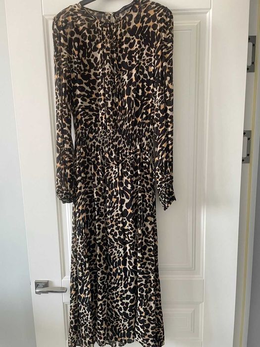 Продается платья