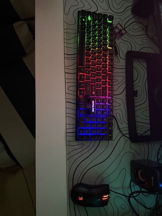 мощный Компьютер комплектом