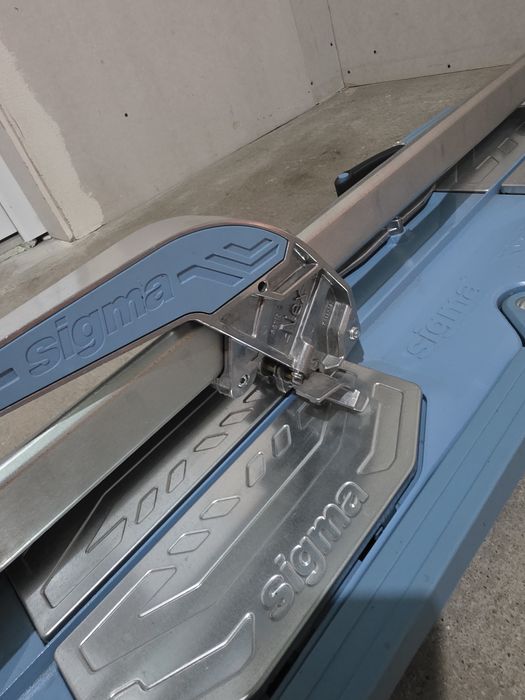Vând mașină de tăiat Sigma 125cm