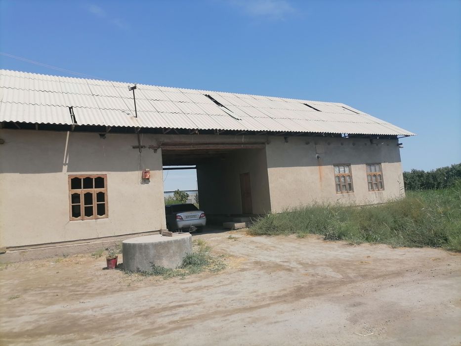 Uy sotiladi 12 sotix