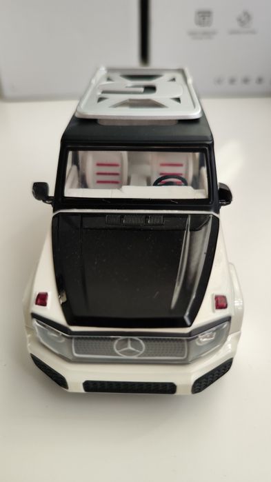 Macheta Mercedes-Benz EQG, metalica, noua, scara 1:24