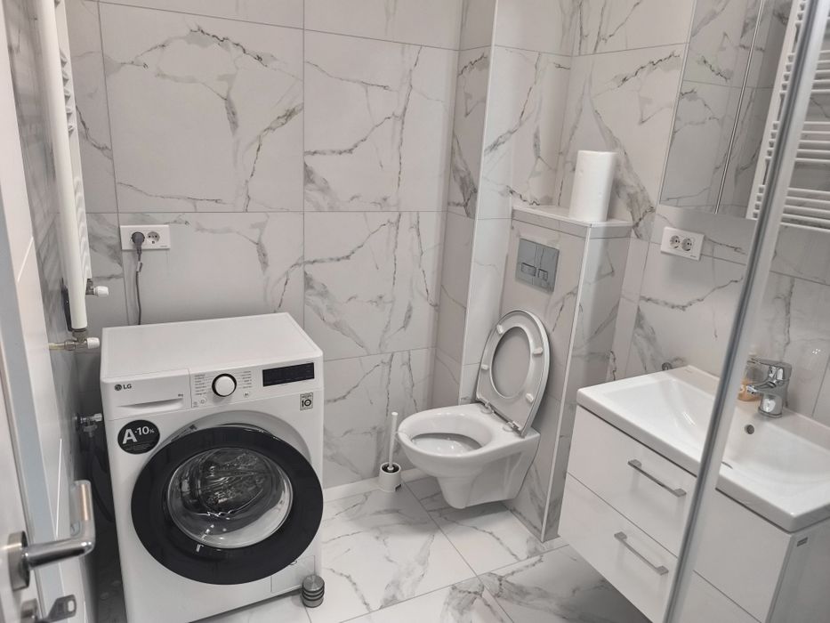 De închiriat apartament 2 camere zona Berceni