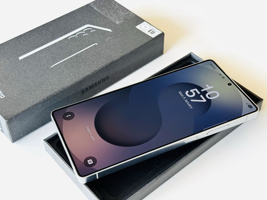 Samsung Galaxy S25 Ultra 256GB Silverblue Гаранция 1 година