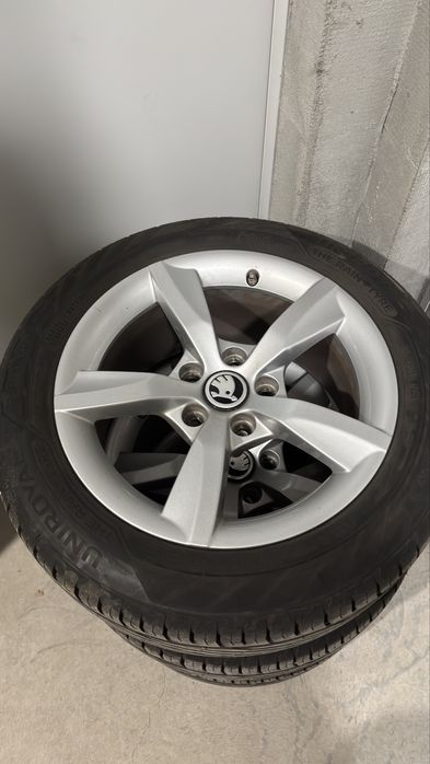 Джанти с гуми 205 55 16 Audi VW Skoda Mercedes