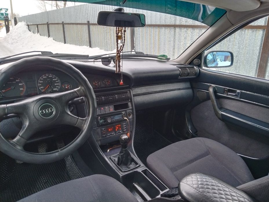Продам Ауди 100 С4