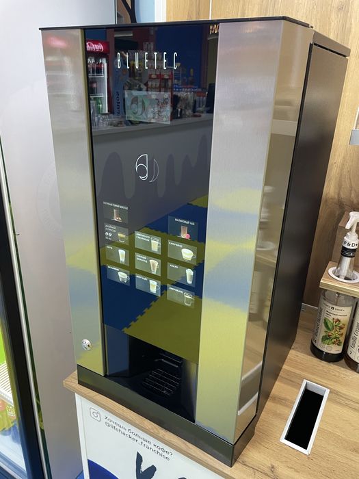 Кофеавтомат продам