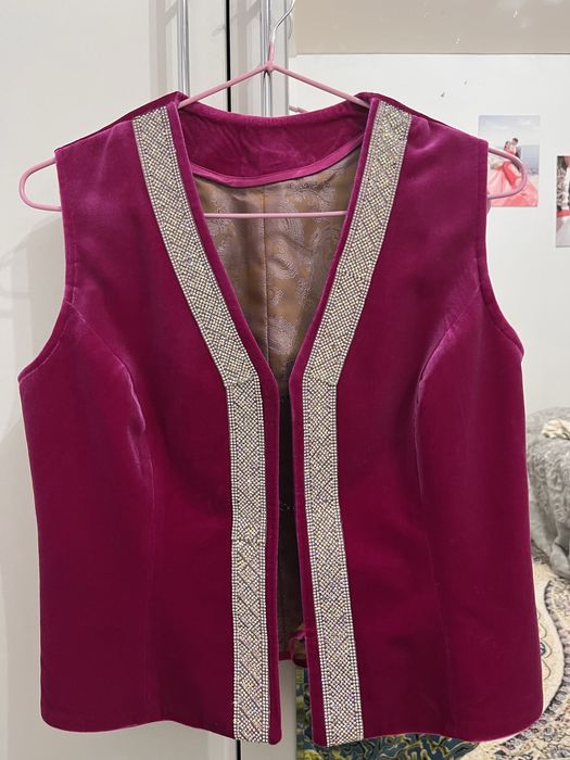 Сатылады бешпет пен кажекей