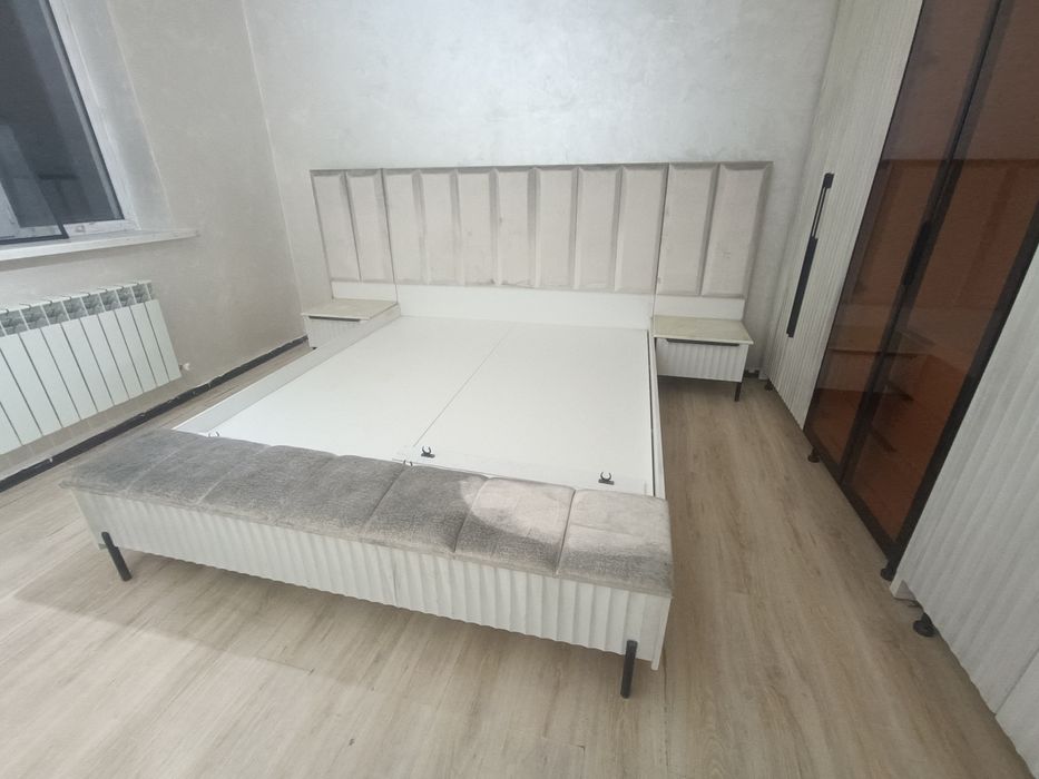 Продам спальный гарнитур