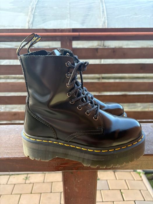Bocanci de piele Dr  Martens Jadon