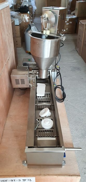 LICHIDARE Masina automata gogosi ineluse TRANSPORT GRATUIT 3 matrite