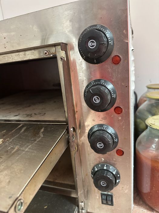 Продам пицца печь фритюрницу