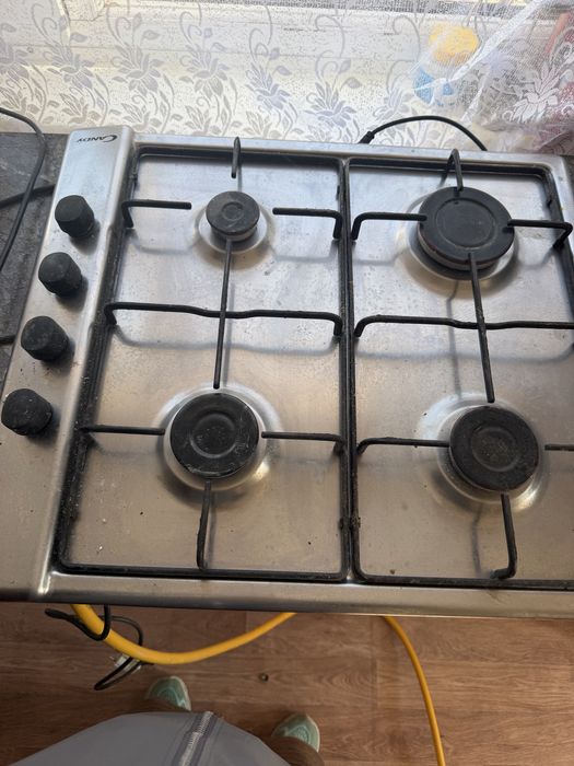 Продам газ плиту