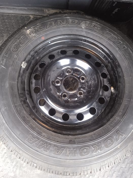 Р15 Yokohama покрышка с дискоц