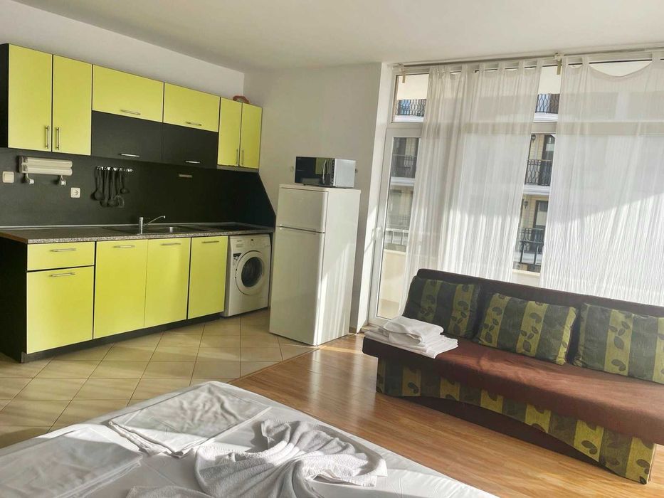 Продава се Едностаен апартамент в к.к. Слънчев бряг - 56 кв.м за 965 €/кв.м - Снимка #3