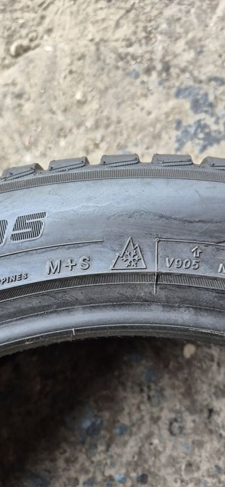 2 anvelope iarna Yokohama 285/40/19,dot 2022.Pretul este pe bucata